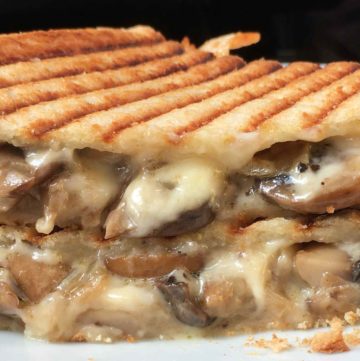 Mushroom-toasted-sandwich