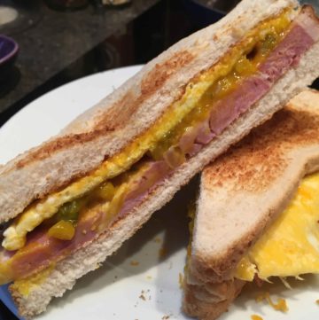 Ham-and-eggs-toasted-sandwich